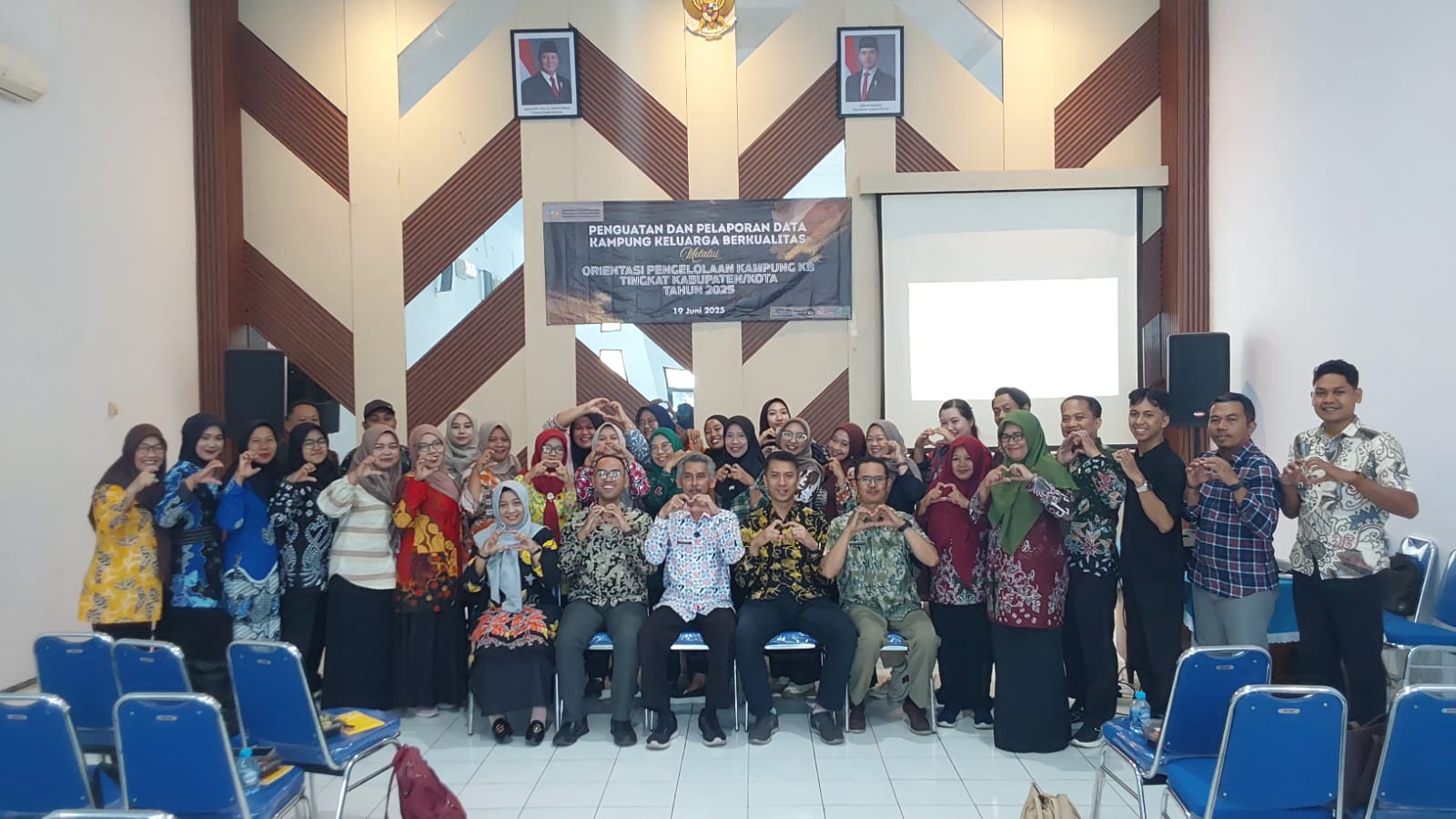 Orientasi Pengelolaan Kampung Keluarga Berkualitas 2025: Perkuat Pencatatan, Mantapkan Perencanaan